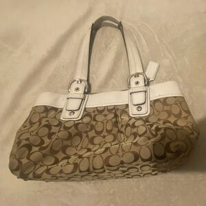 Coach bag medium size